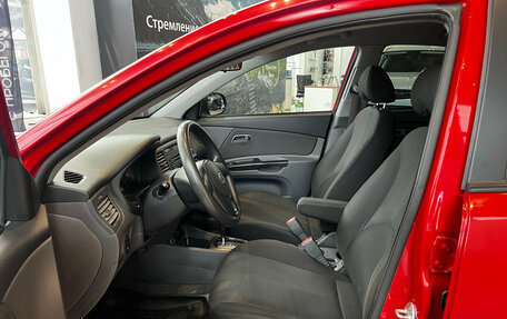 KIA Rio II, 2011 год, 650 000 рублей, 20 фотография