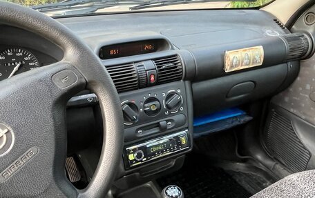 Opel Corsa B, 1998 год, 250 000 рублей, 5 фотография