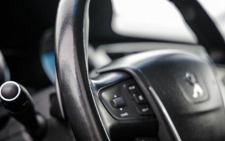 Peugeot 508 II, 2012 год, 898 000 рублей, 17 фотография