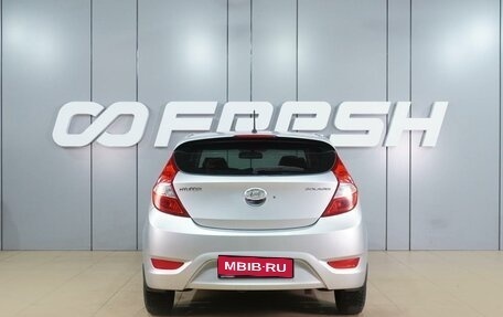Hyundai Solaris II рестайлинг, 2011 год, 799 000 рублей, 4 фотография
