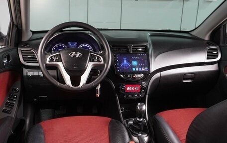 Hyundai Solaris II рестайлинг, 2011 год, 799 000 рублей, 6 фотография