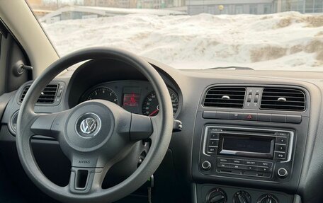 Volkswagen Polo VI (EU Market), 2014 год, 820 000 рублей, 17 фотография