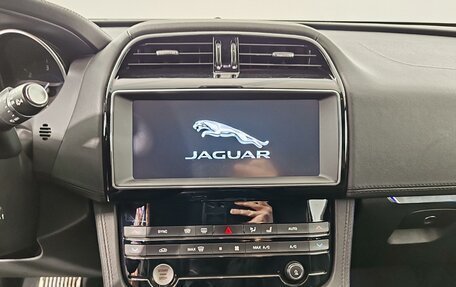 Jaguar F-Pace, 2018 год, 2 349 000 рублей, 15 фотография