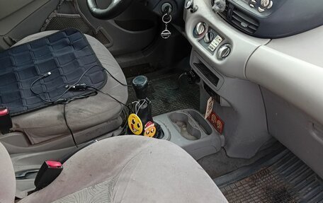 Nissan Almera Tino i, 2000 год, 130 000 рублей, 13 фотография