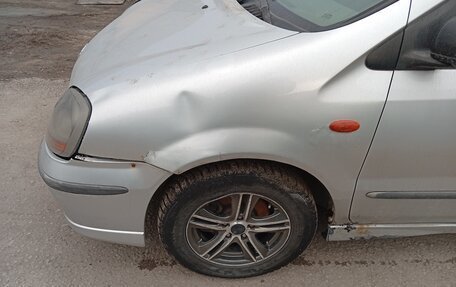 Nissan Almera Tino i, 2000 год, 130 000 рублей, 23 фотография
