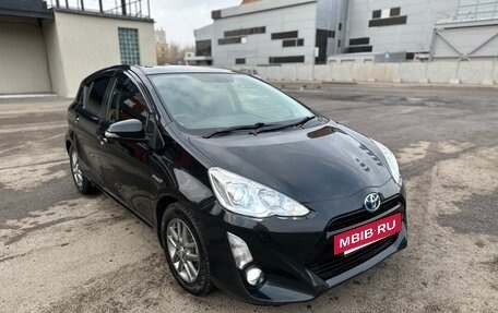 Toyota Aqua I, 2015 год, 1 170 000 рублей, 2 фотография