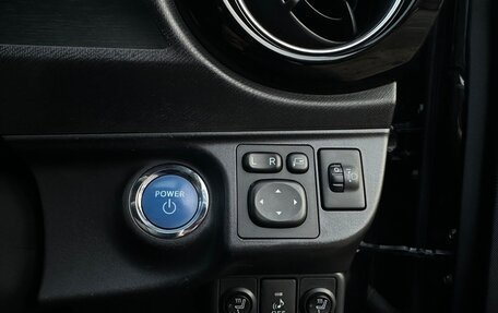 Toyota Aqua I, 2015 год, 1 170 000 рублей, 16 фотография