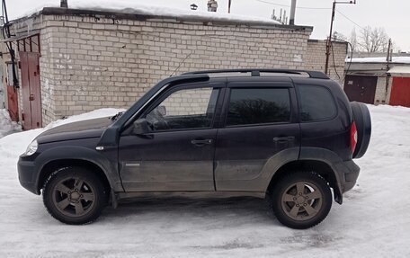 Chevrolet Niva I рестайлинг, 2014 год, 675 000 рублей, 2 фотография