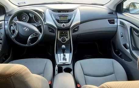 Hyundai Elantra V, 2012 год, 910 000 рублей, 11 фотография