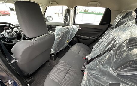 Suzuki Swift V, 2024 год, 2 297 000 рублей, 17 фотография