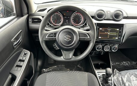 Suzuki Swift V, 2024 год, 2 297 000 рублей, 19 фотография