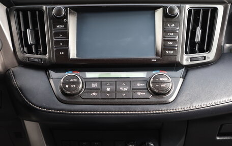 Toyota RAV4, 2017 год, 2 449 000 рублей, 14 фотография