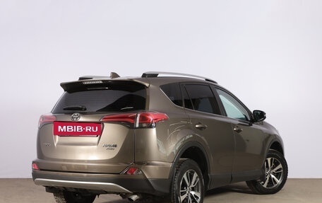 Toyota RAV4, 2017 год, 2 449 000 рублей, 4 фотография