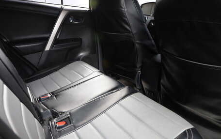 Toyota RAV4, 2017 год, 2 449 000 рублей, 17 фотография