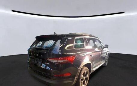 Skoda Kodiaq I, 2022 год, 2 742 000 рублей, 4 фотография