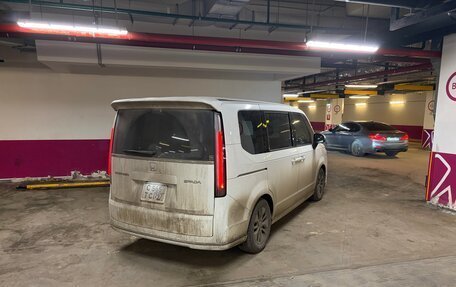 Honda Stepwgn, 2022 год, 3 300 000 рублей, 5 фотография