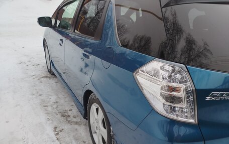 Honda Fit Shuttle I рестайлинг, 2011 год, 950 000 рублей, 4 фотография