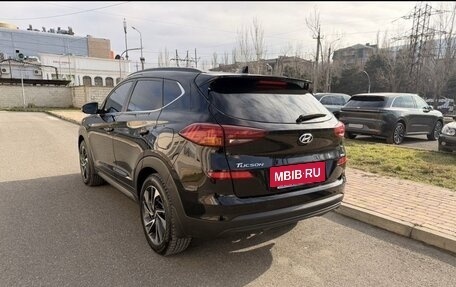 Hyundai Tucson III, 2018 год, 2 300 000 рублей, 4 фотография