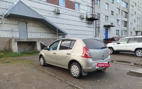 Renault Sandero I, 2013 год, 470 000 рублей, 2 фотография