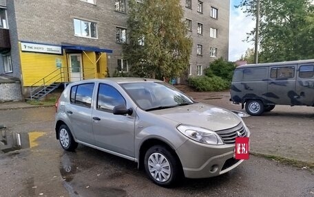 Renault Sandero I, 2013 год, 470 000 рублей, 3 фотография