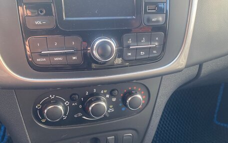 Renault Sandero II рестайлинг, 2016 год, 690 000 рублей, 6 фотография