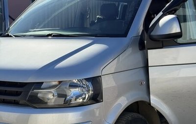 Volkswagen Caravelle T5, 2012 год, 2 100 000 рублей, 1 фотография