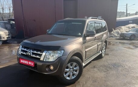 Mitsubishi Pajero IV, 2015 год, 2 860 000 рублей, 1 фотография