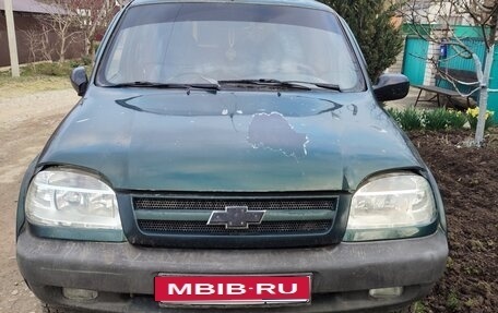 Chevrolet Niva I рестайлинг, 2004 год, 365 000 рублей, 1 фотография