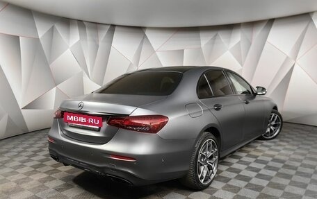 Mercedes-Benz E-Класс, 2021 год, 4 900 000 рублей, 2 фотография