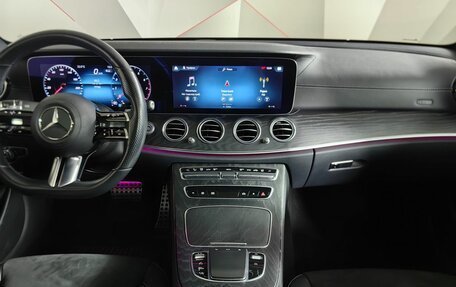 Mercedes-Benz E-Класс, 2021 год, 4 900 000 рублей, 15 фотография