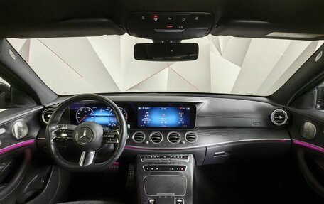 Mercedes-Benz E-Класс, 2021 год, 4 900 000 рублей, 14 фотография