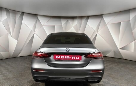 Mercedes-Benz E-Класс, 2021 год, 4 900 000 рублей, 8 фотография