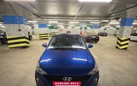 Hyundai Solaris II рестайлинг, 2021 год, 1 615 000 рублей, 10 фотография