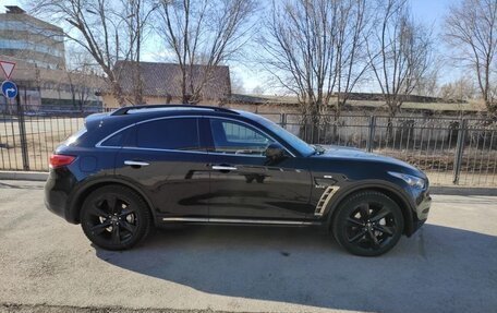 Infiniti QX70, 2016 год, 2 850 000 рублей, 2 фотография