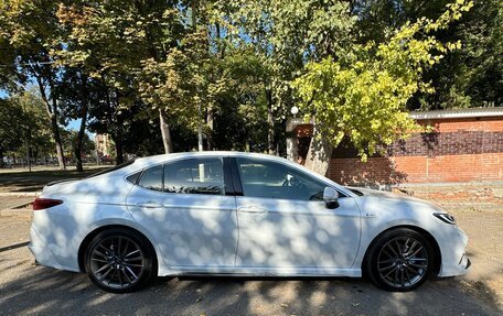 Toyota Camry, 2024 год, 3 850 000 рублей, 2 фотография