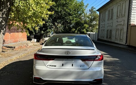 Toyota Camry, 2024 год, 3 850 000 рублей, 4 фотография