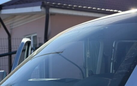 Volkswagen Caravelle T5, 2012 год, 2 100 000 рублей, 18 фотография