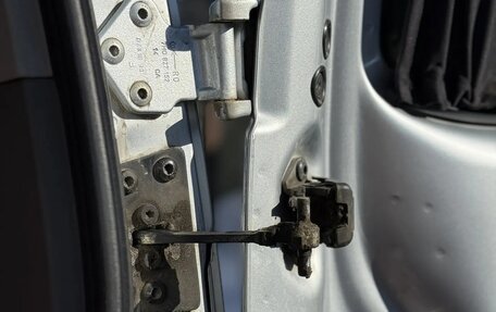 Volkswagen Caravelle T5, 2012 год, 2 100 000 рублей, 21 фотография