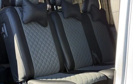 Volkswagen Caravelle T5, 2012 год, 2 100 000 рублей, 29 фотография