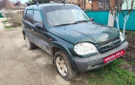 Chevrolet Niva I рестайлинг, 2004 год, 365 000 рублей, 3 фотография