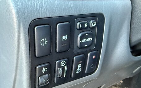 Toyota Land Cruiser Prado 120 рестайлинг, 2004 год, 1 390 000 рублей, 21 фотография