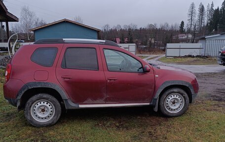 Renault Duster I рестайлинг, 2014 год, 900 000 рублей, 2 фотография