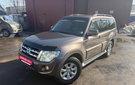 Mitsubishi Pajero IV, 2015 год, 2 860 000 рублей, 5 фотография