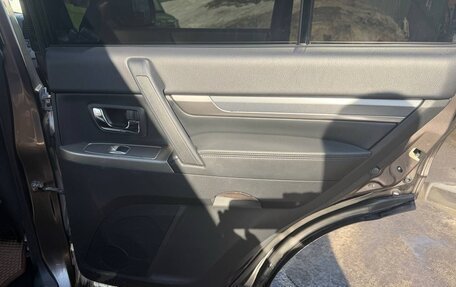 Mitsubishi Pajero IV, 2015 год, 2 860 000 рублей, 16 фотография