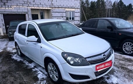 Opel Astra H, 2013 год, 556 000 рублей, 4 фотография