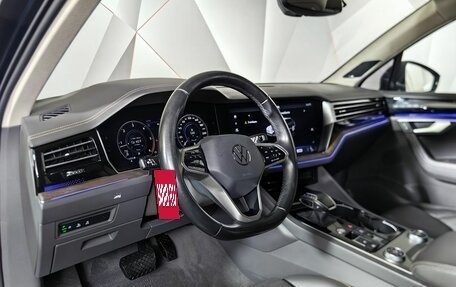 Volkswagen Touareg III, 2021 год, 6 100 000 рублей, 19 фотография