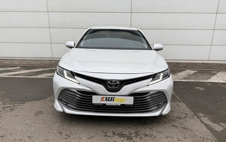 Toyota Camry, 2019 год, 2 650 000 рублей, 2 фотография