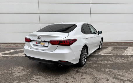 Toyota Camry, 2019 год, 2 650 000 рублей, 6 фотография