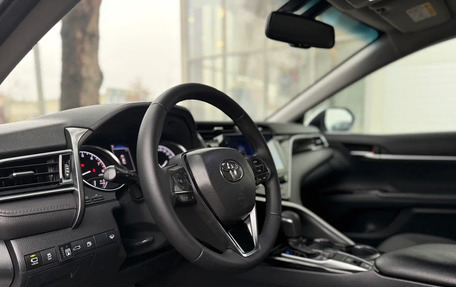 Toyota Camry, 2019 год, 2 650 000 рублей, 14 фотография