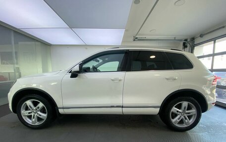 Volkswagen Touareg III, 2011 год, 1 699 000 рублей, 10 фотография